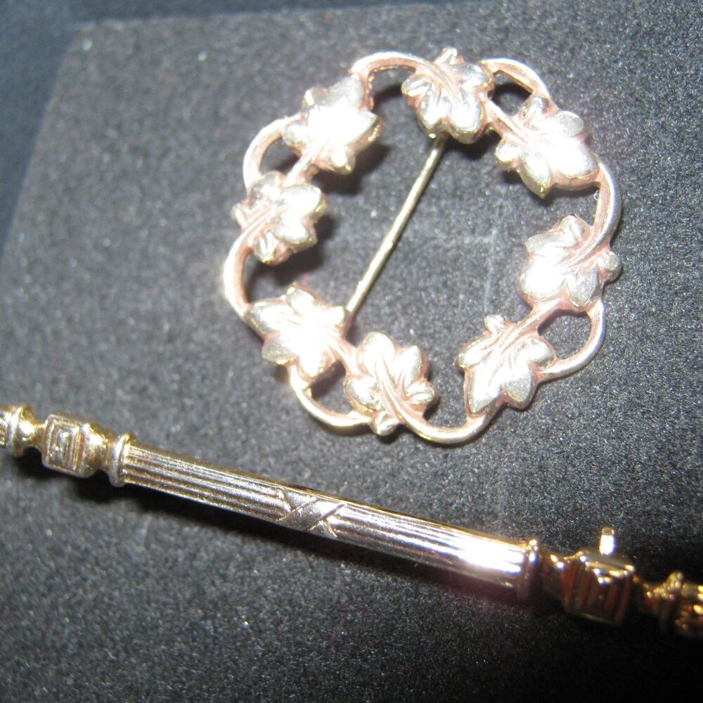 Vintage Preppy Pin Set - Picture 2 of 7